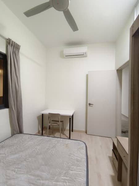 Condominium for Rent at Parkhill Residence - Yong Weng Kong - Bedroom - PropertyGuru.com.my