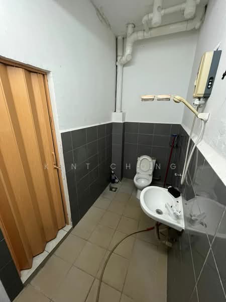 3-storey Terraced House for Sale in Bandar Kajang (Kajang) - Kent Chong - Bathroom - PropertyGuru.com.my