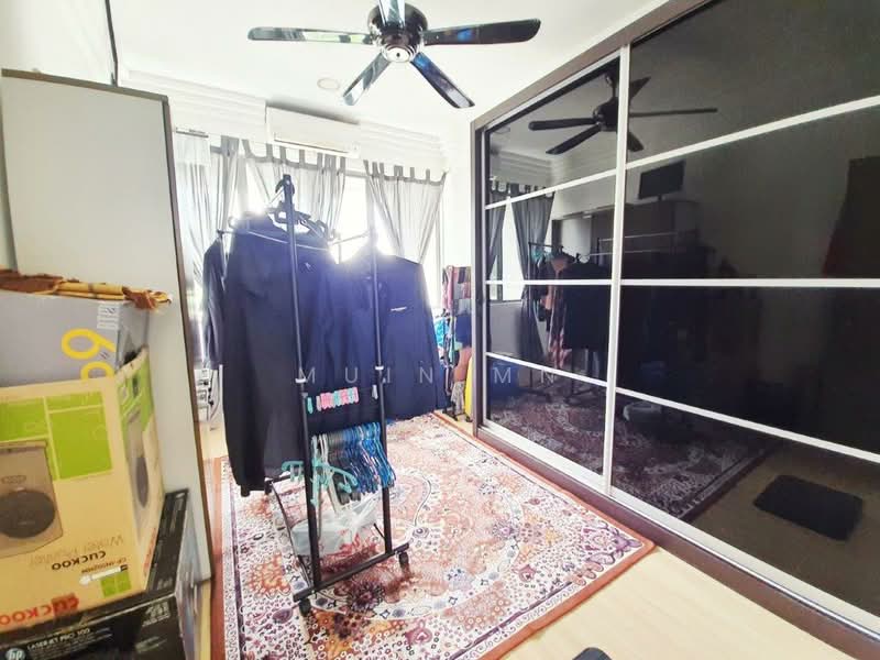 Townhouse for Sale in Seksyen U15 (Shah Alam) - Muin Mn - Bedroom - PropertyGuru.com.my