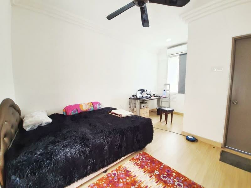 Townhouse for Sale in Seksyen U15 (Shah Alam) - Muin Mn - Bedroom - PropertyGuru.com.my