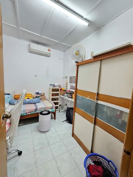 2-storey Terraced House for Sale in TAMAN PUCHONG UTAMA (Puchong) - Jason Tan - Bedroom - PropertyGuru.com.my