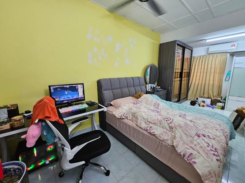 2-storey Terraced House for Sale in TAMAN PUCHONG UTAMA (Puchong) - Jason Tan - Bedroom - PropertyGuru.com.my