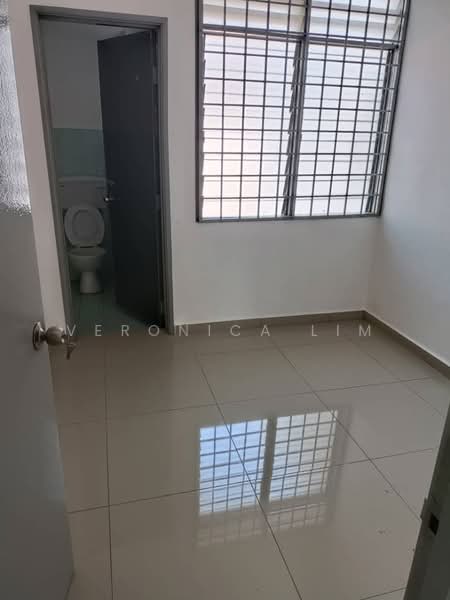 Bandar Mahkota Cheras untuk Untuk Disewa - RM 1,500 /bulan, Mac 2026 - Bathroom - PropertyGuru.com.my