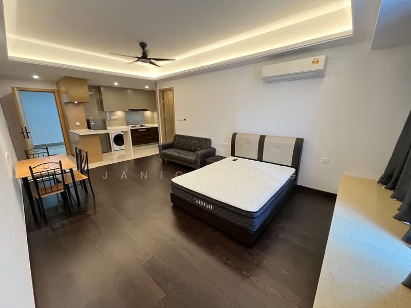 R&F Princess Cove Phase 2-Seine Region untuk Untuk Disewa - RM 2,200 /bulan, Mac 2026 - Living Room - PropertyGuru.com.my