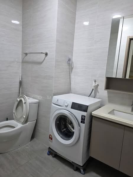 Service Residence for Rent at Baron Residence @ Lake City - Roman Yap - PropertyGuru.com.my