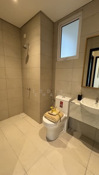 Service Residence for Sale at Vista Tiara (MBW Bay) - Eddie Chan - Bathroom - PropertyGuru.com.my