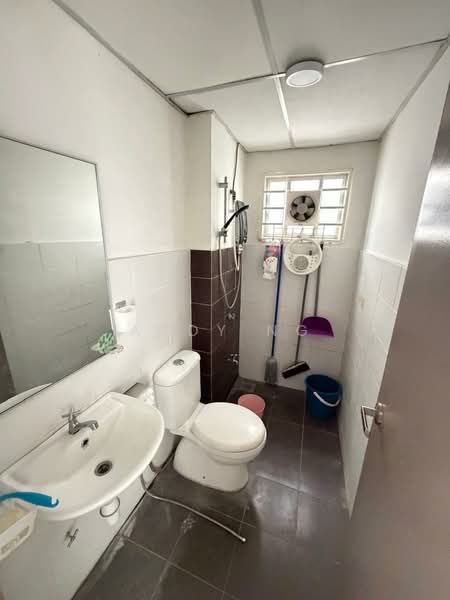 Apartment for Sale at Residensi Alam Damai (PR1MA @ Alam Damai) - Addy Ng - Bathroom - PropertyGuru.com.my