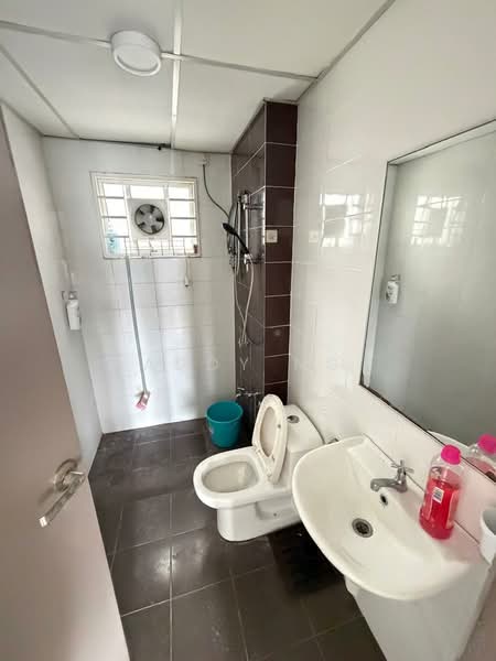 Apartment for Sale at Residensi Alam Damai (PR1MA @ Alam Damai) - Addy Ng - Bathroom - PropertyGuru.com.my