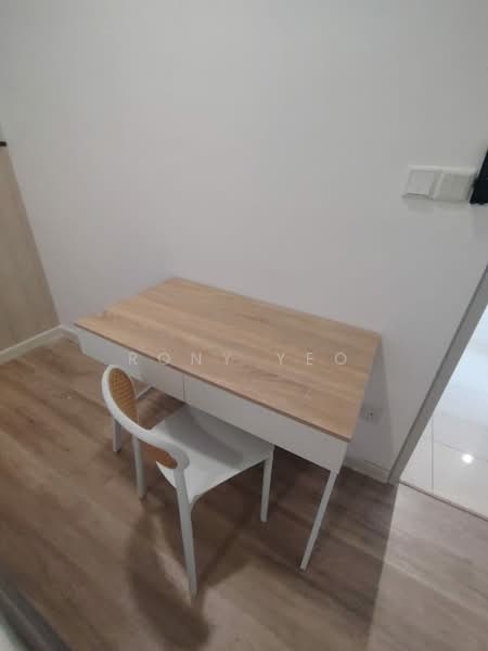Servis Apartment untuk Disewa di Sunway Belfield - Rony Yeo - Study - PropertyGuru.com.my