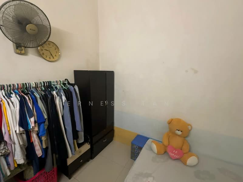 1-storey Terraced House for Sale in Taman Universiti (Skudai) - Erness Tan - Bedroom - PropertyGuru.com.my