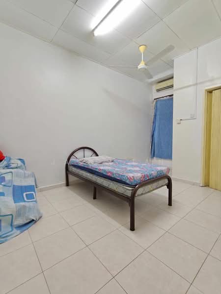 2-storey Terraced House for Sale in Skudai (Johor) - Jason Tan - Bedroom - PropertyGuru.com.my