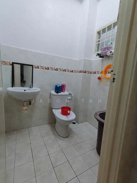 2-storey Terraced House for Sale in Skudai (Johor) - Jason Tan - Bathroom - PropertyGuru.com.my