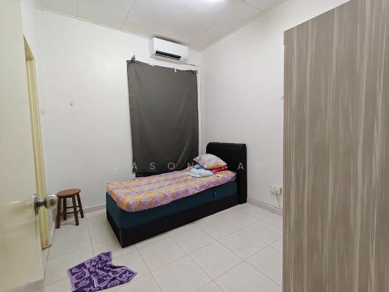 2-storey Terraced House for Sale in Skudai (Johor) - Jason Tan - Bedroom - PropertyGuru.com.my
