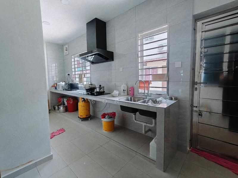 2-storey Terraced House for Sale in Skudai (Johor) - Jason Tan - Kitchen - PropertyGuru.com.my