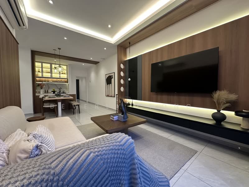 The Straits View Condominium untuk Untuk Dijual - RM 674,000, Mac 2026 - Living Room - PropertyGuru.com.my