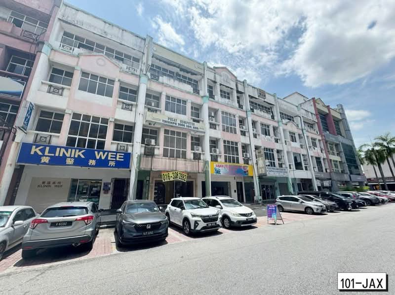 Shop for Sale in Bandar Baru Klang (Klang) - KC Tang - Exterior - PropertyGuru.com.my