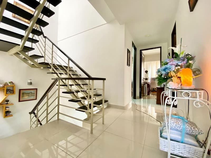 Rumah Teres 2.5 Tingkat untuk Dijual di Shah Alam (Selangor) - Reena Sarif - Interior - PropertyGuru.com.my