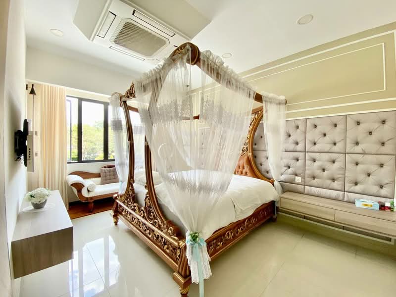 Rumah Teres 2.5 Tingkat untuk Dijual di Shah Alam (Selangor) - Reena Sarif - Bedroom - PropertyGuru.com.my