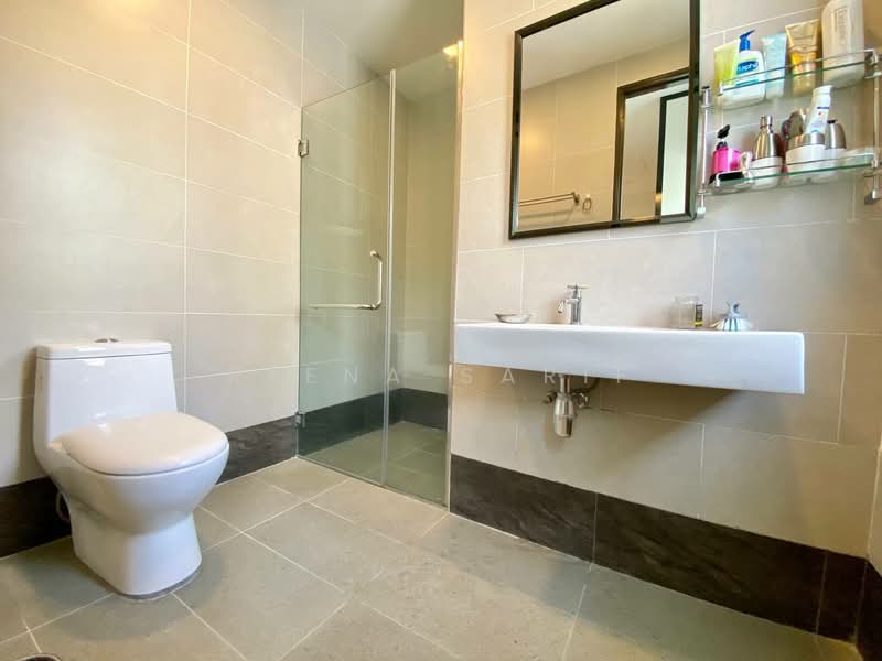 Rumah Teres 2.5 Tingkat untuk Dijual di Shah Alam (Selangor) - Reena Sarif - Bathroom - PropertyGuru.com.my