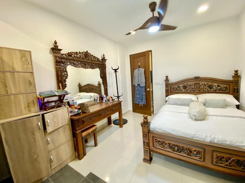 Rumah Teres 2.5 Tingkat untuk Dijual di Shah Alam (Selangor) - Reena Sarif - Bedroom - PropertyGuru.com.my