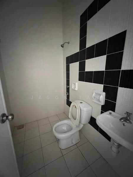 Bungalow for Sale in Bukit Indah (Iskandar Puteri (Nusajaya)) - Jason Tan - Bathroom - PropertyGuru.com.my