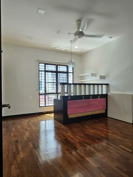 Rumah Berkembar untuk Dijual di Bandar Sungai Long (Selangor) - Stella Lee - Bedroom - PropertyGuru.com.my