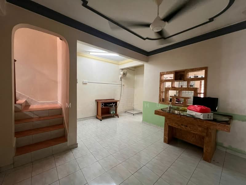 2-storey Terraced House for Sale in Kulai (Johor) - Merry Chua - Living Room - PropertyGuru.com.my