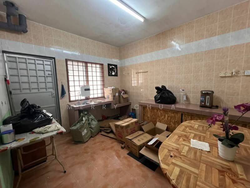 2-storey Terraced House for Sale in Kulai (Johor) - Merry Chua - Kitchen - PropertyGuru.com.my
