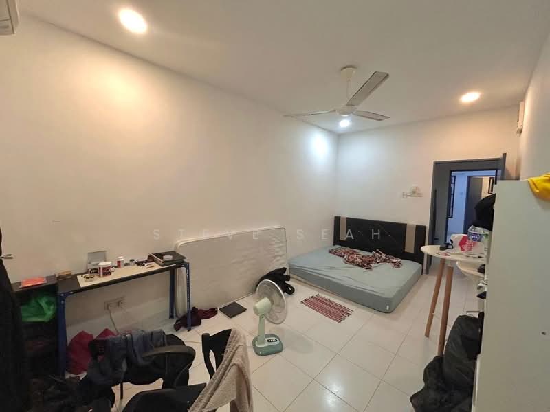 2-storey Terraced House for Sale in Johor Bahru (Johor) - Steve Seah - Bedroom - PropertyGuru.com.my
