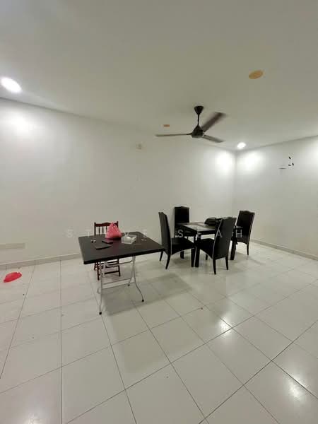 2-storey Terraced House for Sale in Johor Bahru (Johor) - Steve Seah - Dining Room - PropertyGuru.com.my
