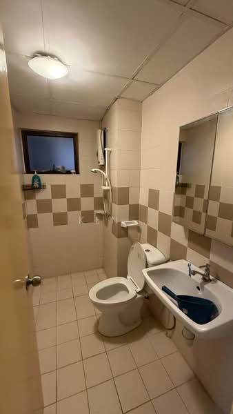 Condominium for Rent at Royal Domain Sri Putramas 2 - Ken . - Bathroom - PropertyGuru.com.my