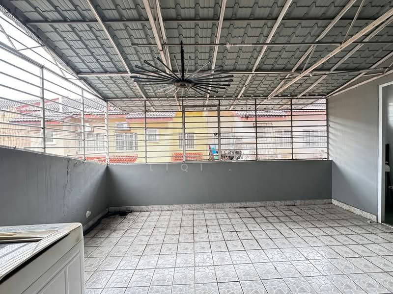 Taman Putra Prima Phase 3E untuk Untuk Dijual - RM 618,000, Apr 2026 - Balcony - PropertyGuru.com.my