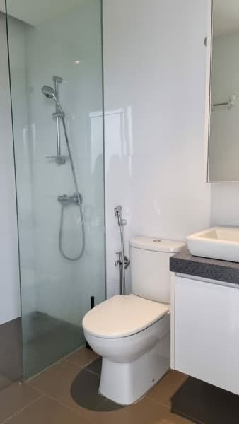 Service Residence for Rent at The Establishment - Wendy Lian - Bathroom - PropertyGuru.com.my