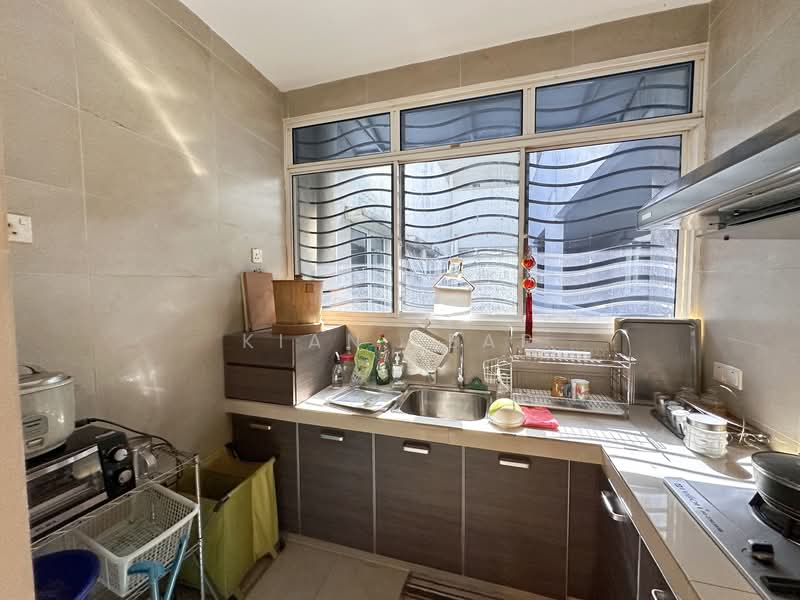 Condominium for Sale at Seri Puteri - Kian Leap - Kitchen - PropertyGuru.com.my