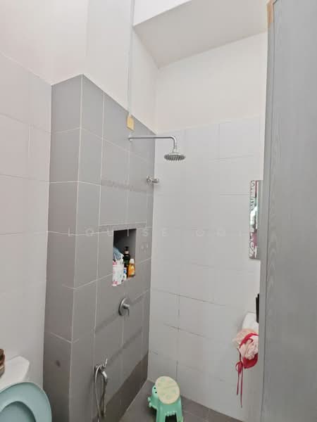 2-storey Terraced House for Sale in Shah Alam (Selangor) - Louise Ooi - Bathroom - PropertyGuru.com.my