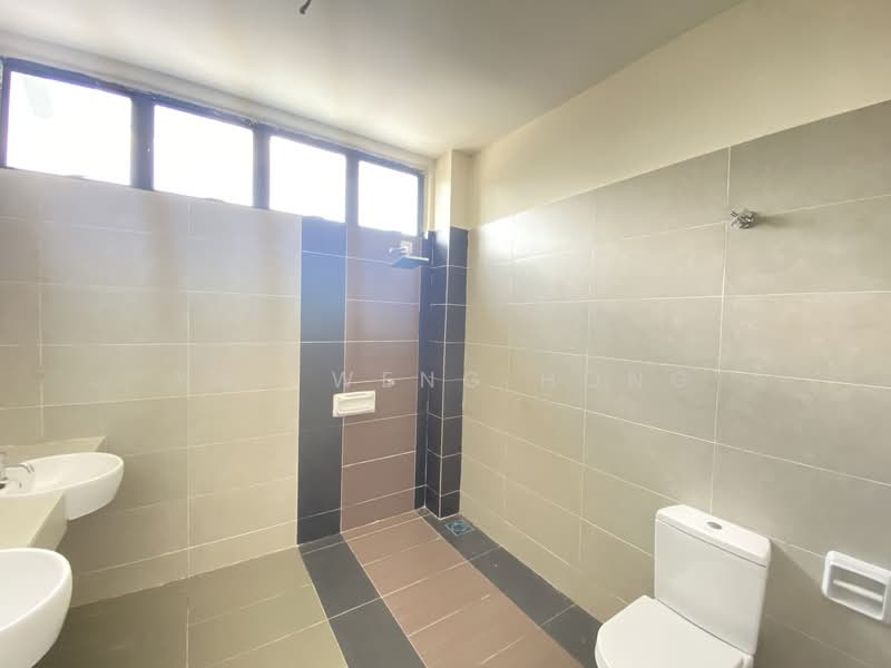 Bandar Mahkota Cheras untuk Untuk Dijual - RM 1,100,000, Mac 2026 - Bathroom - PropertyGuru.com.my
