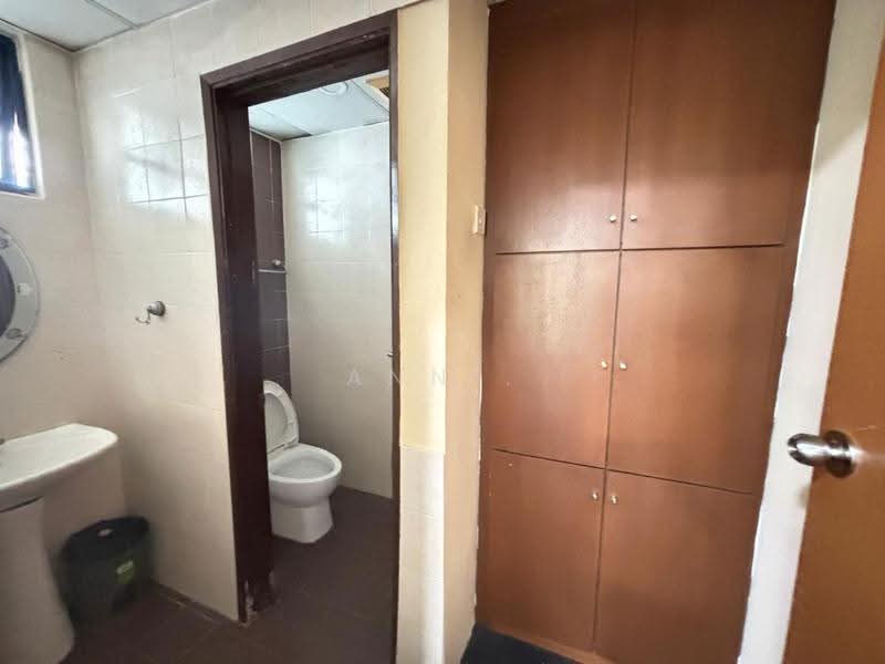 Office for Rent in Kelana Jaya (Petaling Jaya) - Ann . - Bathroom - PropertyGuru.com.my