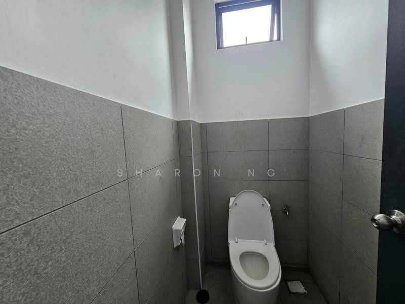 Kilang Kluster untuk Dijual di Eco Business Park 1 (Johor Bahru) - Sharon Ng - Bathroom - PropertyGuru.com.my