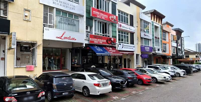 Taman Molek @ Ground Floor Shop untuk Untuk Disewa - RM 4,500 /bulan, Mac 2026 - Exterior - PropertyGuru.com.my
