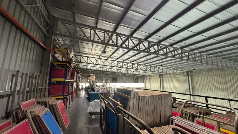 Semi-D Factory for Sale in Taman Lagenda Putra (Kulai) - Sky Tan - Interior - PropertyGuru.com.my