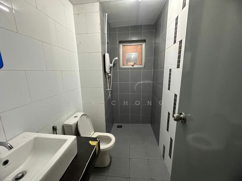 Condominium for Sale at The Wharf Residence - Ivy Chong - Bathroom - PropertyGuru.com.my