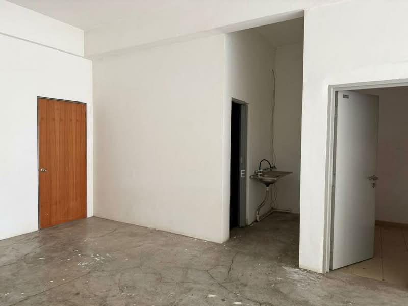 Shop / Office for Rent in Rawang (Selangor) - Eddy Lee - Interior - PropertyGuru.com.my