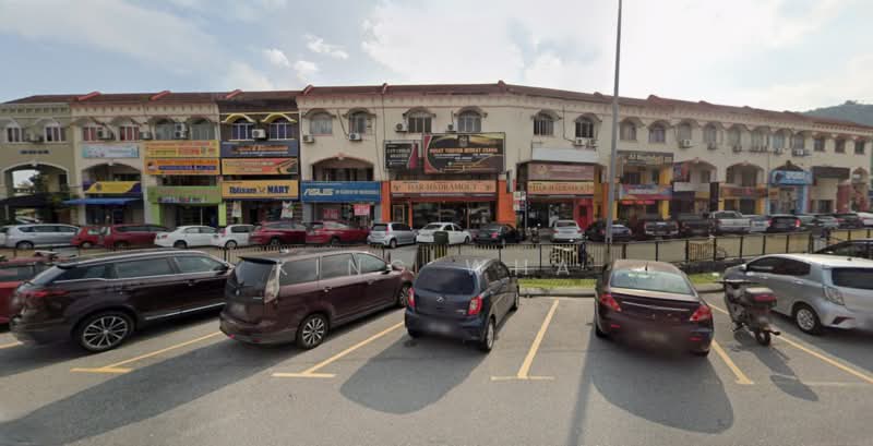 Shop for Rent in Bandar Baru Selayang (Selayang) - King Wha - Exterior - PropertyGuru.com.my