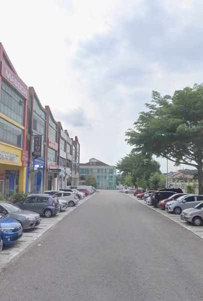 Taman Molek untuk Untuk Disewa - RM 2,000 /bulan, Mac 2026 - Exterior - PropertyGuru.com.my