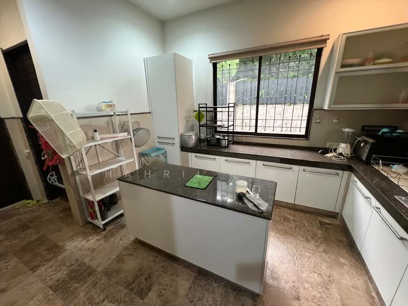 Bungalow for Sale in Kayangan Heights (Shah Alam) - Shahril Ramli - Kitchen - PropertyGuru.com.my