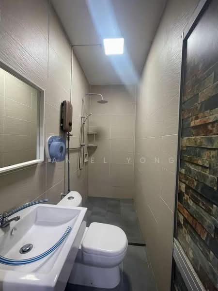 Taman Scientex Pasir Gudang untuk Untuk Dijual - RM 398,000, Apr 2026 - Bathroom - PropertyGuru.com.my