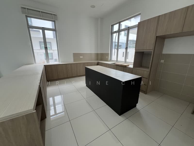 Semi-Detached House for Sale in Taman Nusa Bestari (Iskandar Puteri (Nusajaya)) - Christine Chai - Kitchen - PropertyGuru.com.my