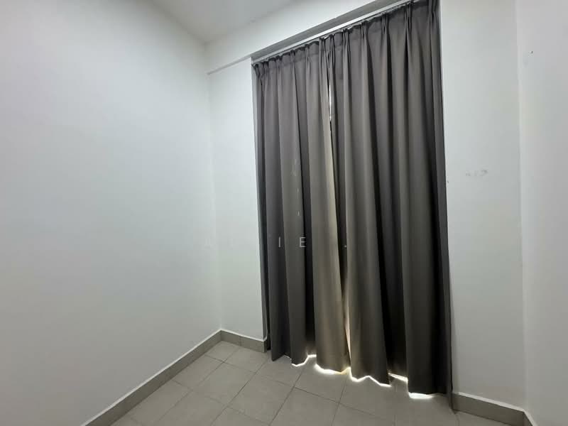 Condominium for Rent at Subang Parkhomes - Allie . - Storeroom - PropertyGuru.com.my