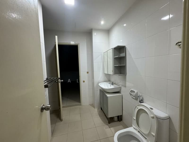 Condominium for Rent at Subang Parkhomes - Allie . - Bathroom - PropertyGuru.com.my
