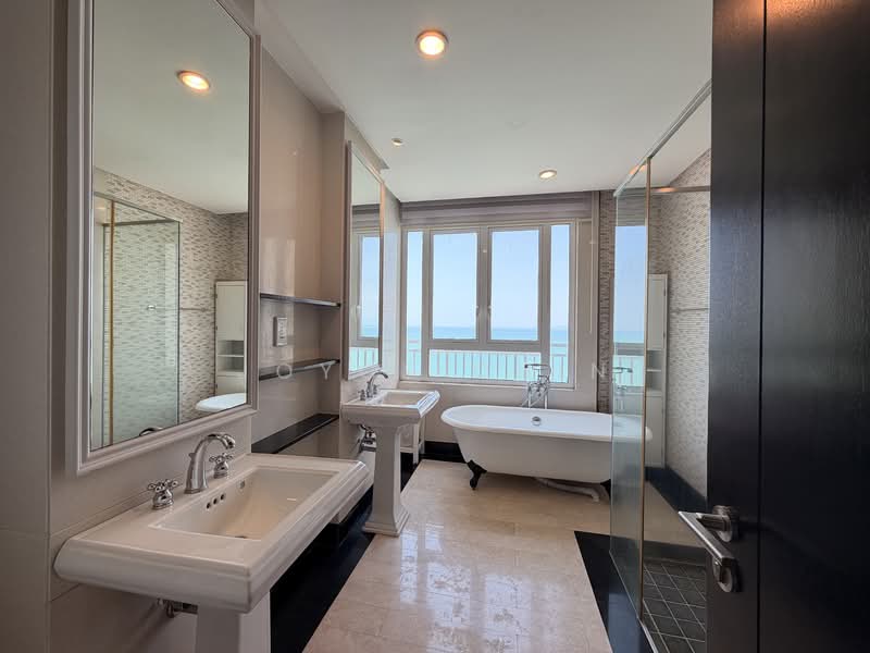 Condominium for Rent at Quayside Condominium - Joyce Chin - Bathroom - PropertyGuru.com.my